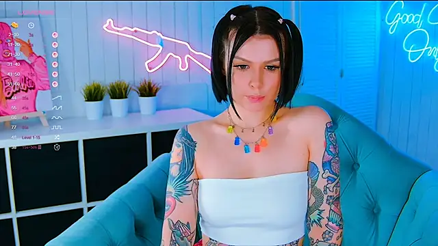 My toys pink online show from October 22, 4:39 am