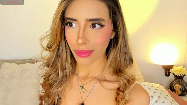 StormiRusso online show from January 13, 1:44 am