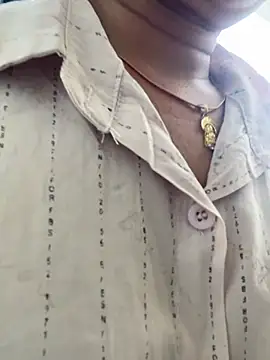 Linaannn online show from March 26, 6:04 am