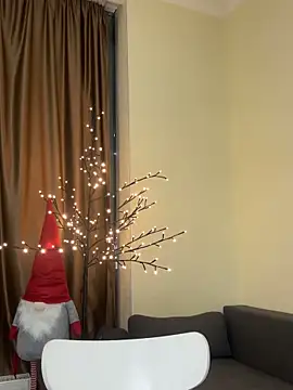 Polli Kiss online show from January 15, 3:29 pm