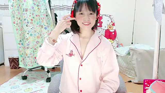 renapiyon8182 online show from July 3, 8:37 pm