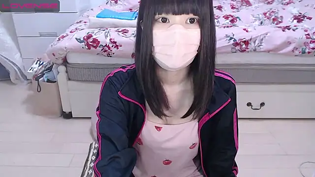 Snapshot of AMI___oO chatting on September 11, 9:37 pm AMI   oO online show from September 11, 9:37 pm