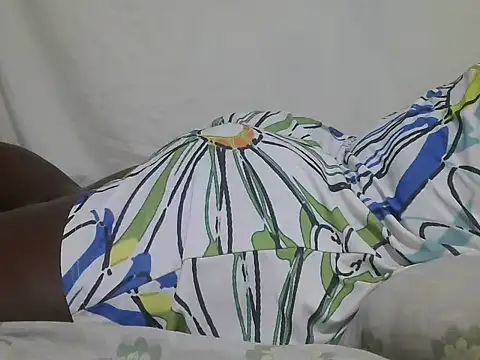 Snapshot of Sexy_wet_- chatting on September 16, 6:27 pm Sexy wet - online show from September 16, 6:27 pm