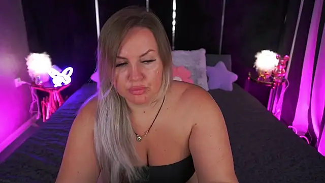 KiraCandyS online show from June 9, 8:41 pm
