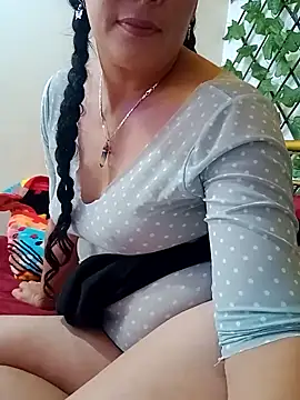 Snapshot of amatista_3012 chatting on September 16, 4:04 pm amatista 3012 online show from September 16, 4:04 pm