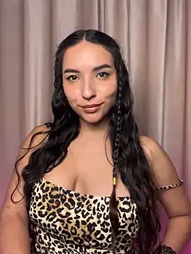 Snapshot of ThaliaRivera_ chatting on October 10, 1:21 am ThaliaRivera online show from October 10, 1:21 am