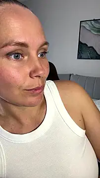 Charming Daphny online show from July 16, 11:04 am
