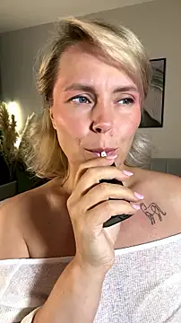 Charming Daphny online show from July 15, 10:31 am