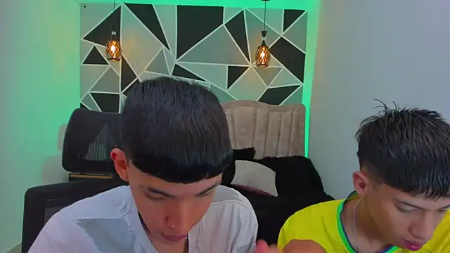 Juan Nd Steven online show from November 12, 4:32 am