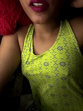 Hot Goldengirl online show from September 28, 9:20 pm