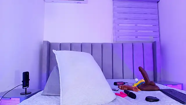 Brandhy v online show from February 20, 11:56 am