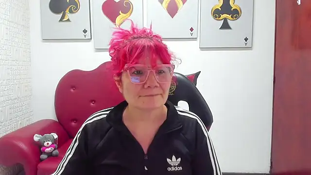 Salomeediaz  online show from December 14, 9:20 pm