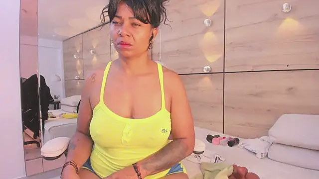 martina touss online show from October 29, 11:58 am