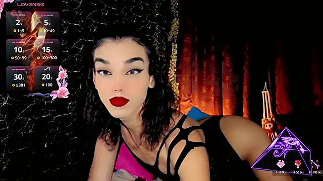 the-horus-girl online show from June 13, 3:42 pm