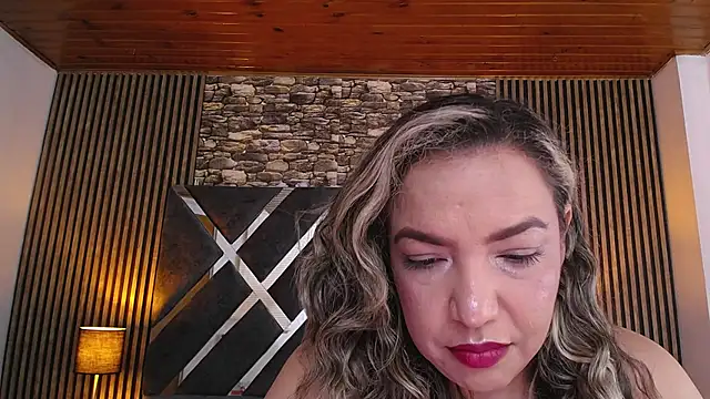 marie hss online show from February 12, 8:21 pm