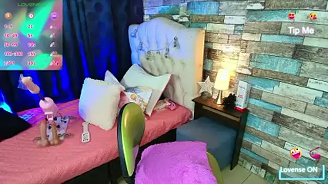 sofiasex99 online show from March 12, 9:39 pm