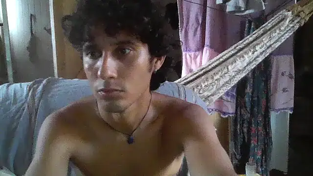 Snapshot of pedrodavid_ chatting on October 27, 7:30 pm pedrodavid  online show from October 27, 7:30 pm