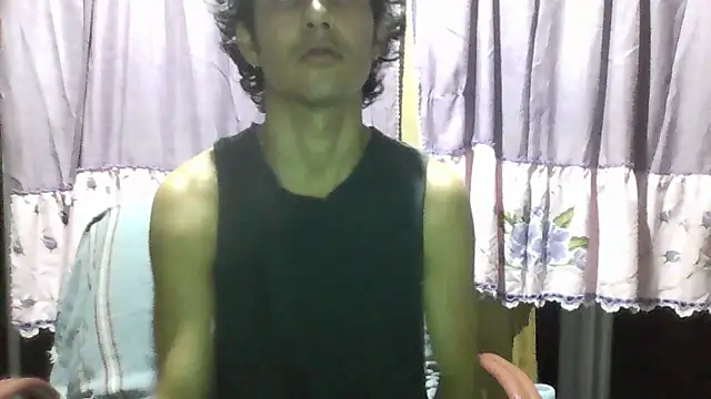 Snapshot of pedrodavid_ chatting on October 18, 11:50 pm pedrodavid  online show from October 18, 11:50 pm