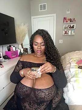 Snapshot of Mari_Melons chatting on October 5, 5:40 pm Mari Melons online show from October 5, 5:40 pm