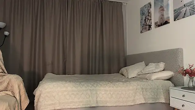 diaanona online show from November 11, 11:24 pm