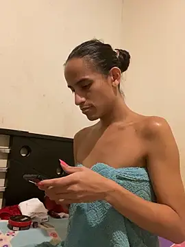 AlexaWarner online show from February 13, 3:08 am