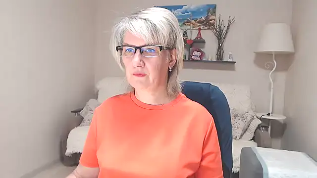FleurMays online show from July 22, 7:42 am