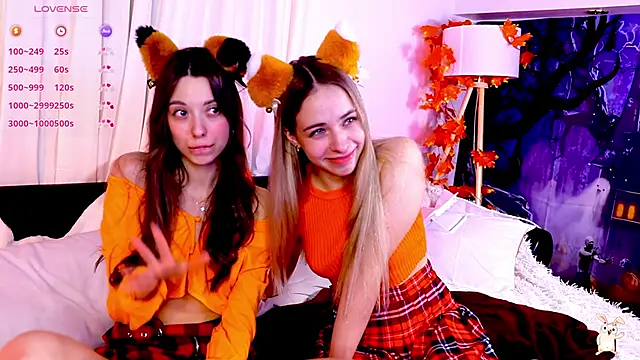 Snapshot of Goldy_Grace_ chatting on October 24, 12:56 pm Goldy Grace  online show from October 24, 12:56 pm