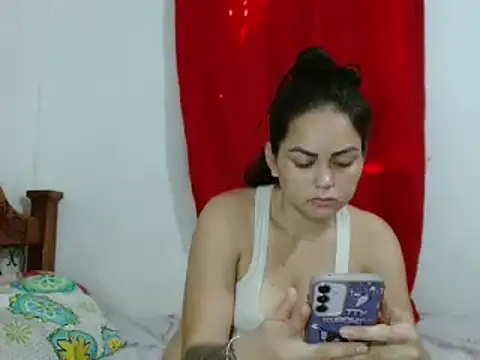 Mily pao1 online show from November 3, 6:45 pm