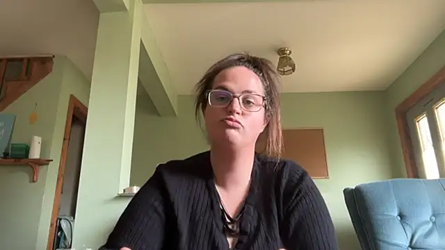 Quinnrose0420 online show from September 17, 7:12 pm