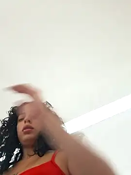 Sweet-diamondxxx online show from December 22, 2:42 pm