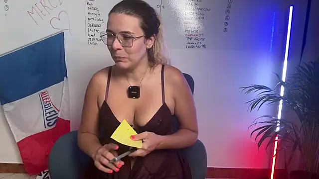 EmyLana online show from July 2, 7:09 pm