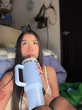 -Loren- online show from May 28, 12:03 pm