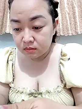 VyOanh2K online show from February 13, 4:52 pm