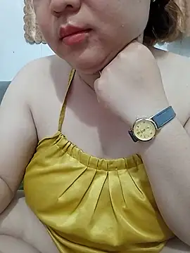 VyOanh2K online show from July 1, 5:12 pm