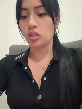 Sara luna  online show from February 2, 11:37 pm