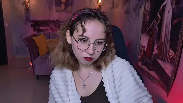 JasmineMilko online show from February 3, 5:05 am