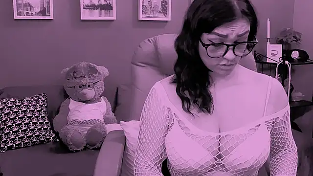 ChantalLion online show from June 7, 2:29 am