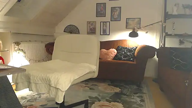 GinaBlonde online show from November 15, 4:41 pm