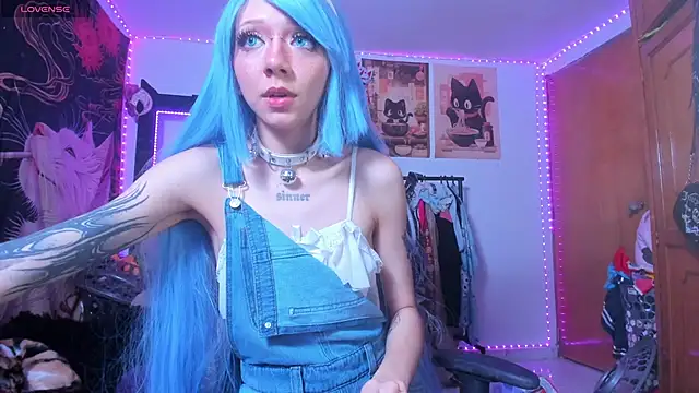 Alicedangerrr online show from June 11, 3:47 am