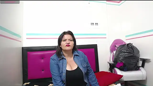 kambelroche online show from January 14, 12:10 pm