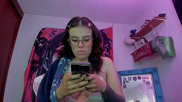 Lucyfx666 online show from June 13, 4:04 pm