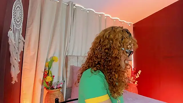 Snapshot of wini_fer chatting on September 8, 2:49 pm wini fer online show from September 8, 2:49 pm