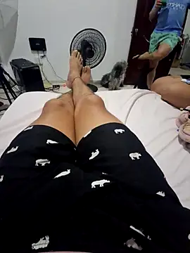 Snapshot of leoytessa_10 chatting on September 30, 1:00 am leoytessa 10 online show from September 30, 1:00 am