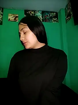 Nahiara velez online show from July 24, 12:52 am