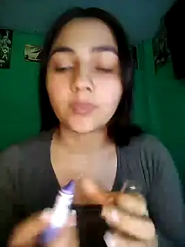 Nahiara velez online show from July 18, 11:18 pm