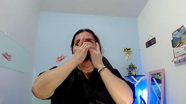 victoria jones online show from March 26, 7:04 pm