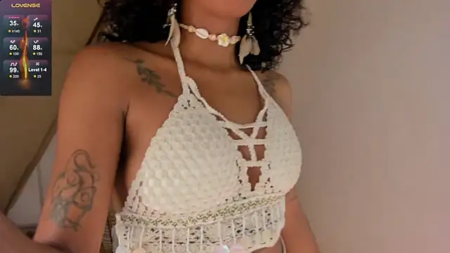 Snapshot of Ariella_Ruiz chatting on September 17, 12:03 pm Ariella Ruiz online show from September 17, 12:03 pm