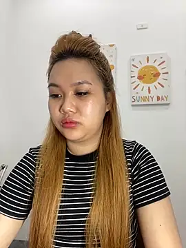 Odette68 online show from March 6, 1:12 am