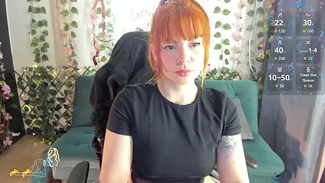 cocochanell6666 online show from October 3, 9:25 am