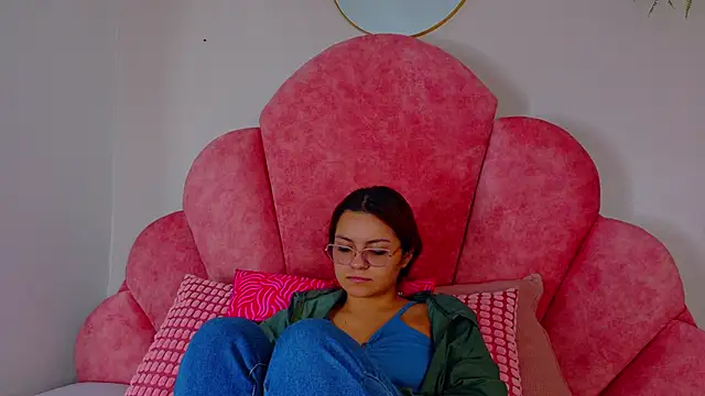 AbbyWathson online show from September 27, 7:43 pm